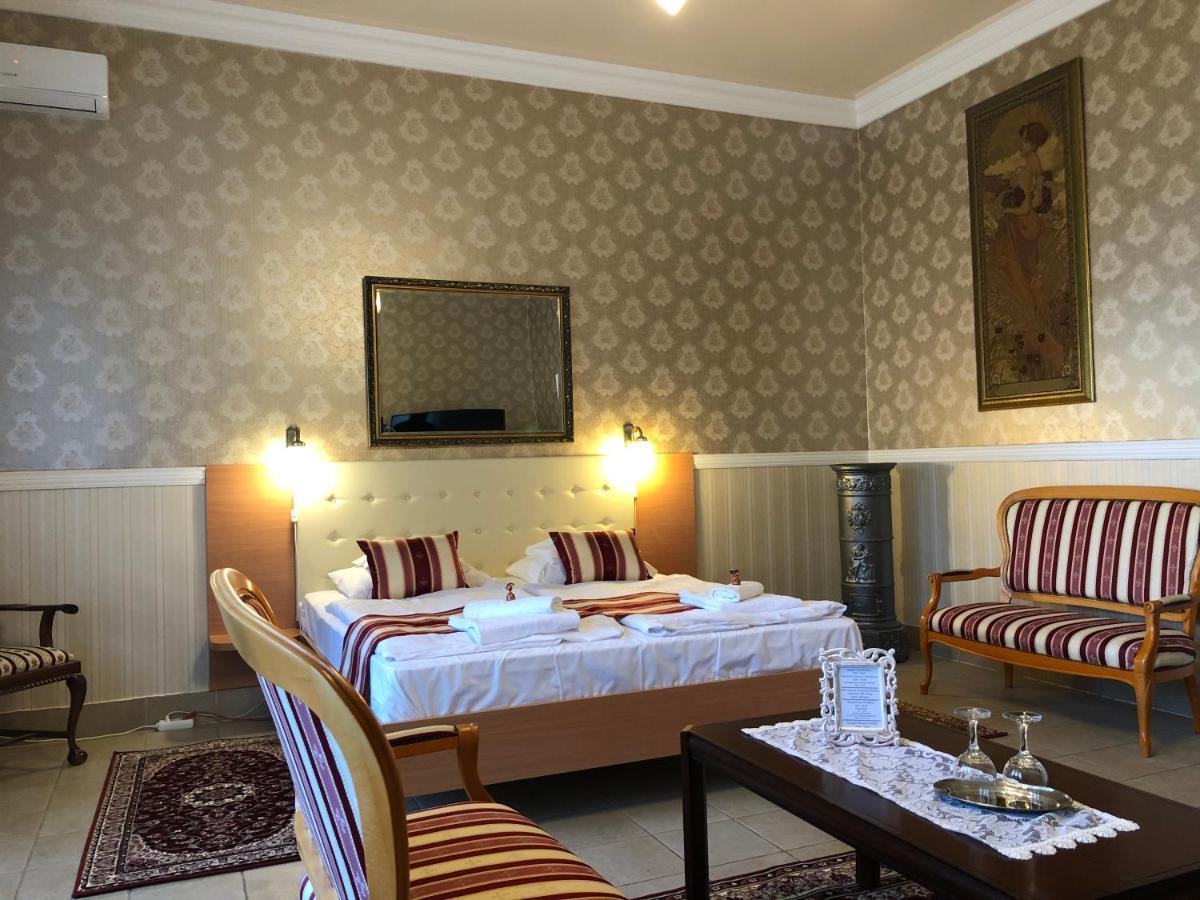 Festetich Kastelyszallo Es Zsuzsanna Hotel Szeleste Екстериор снимка