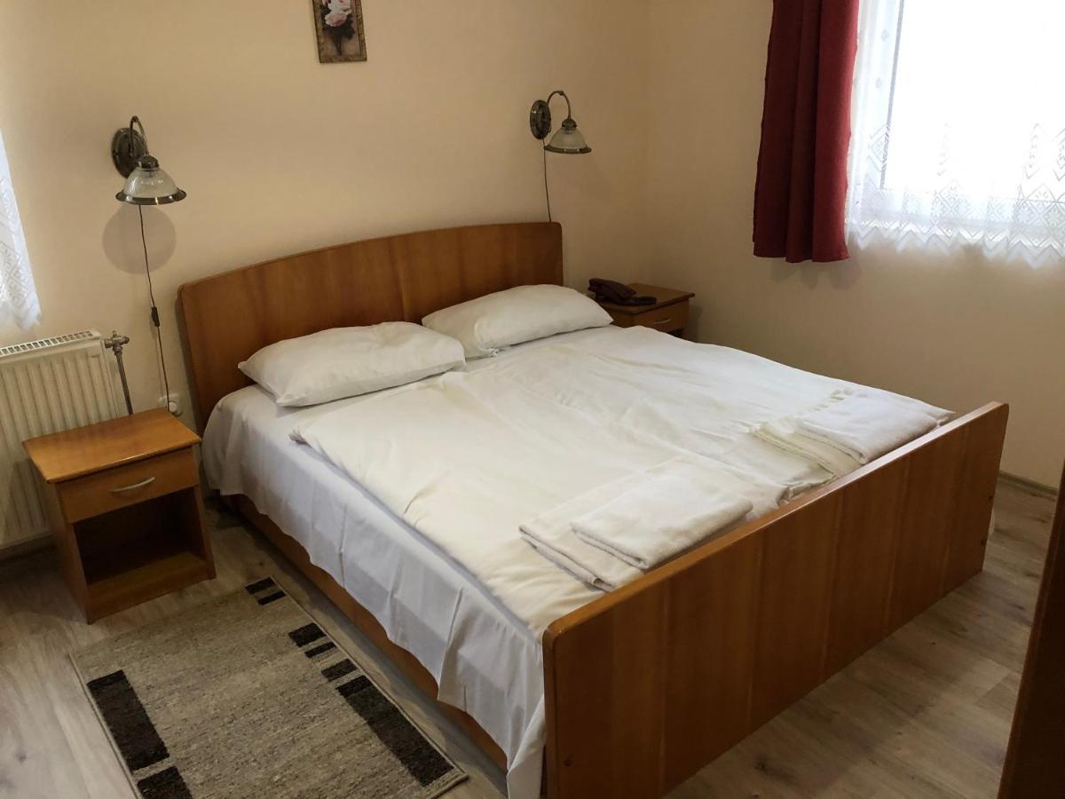 Festetich Kastelyszallo Es Zsuzsanna Hotel Szeleste Екстериор снимка