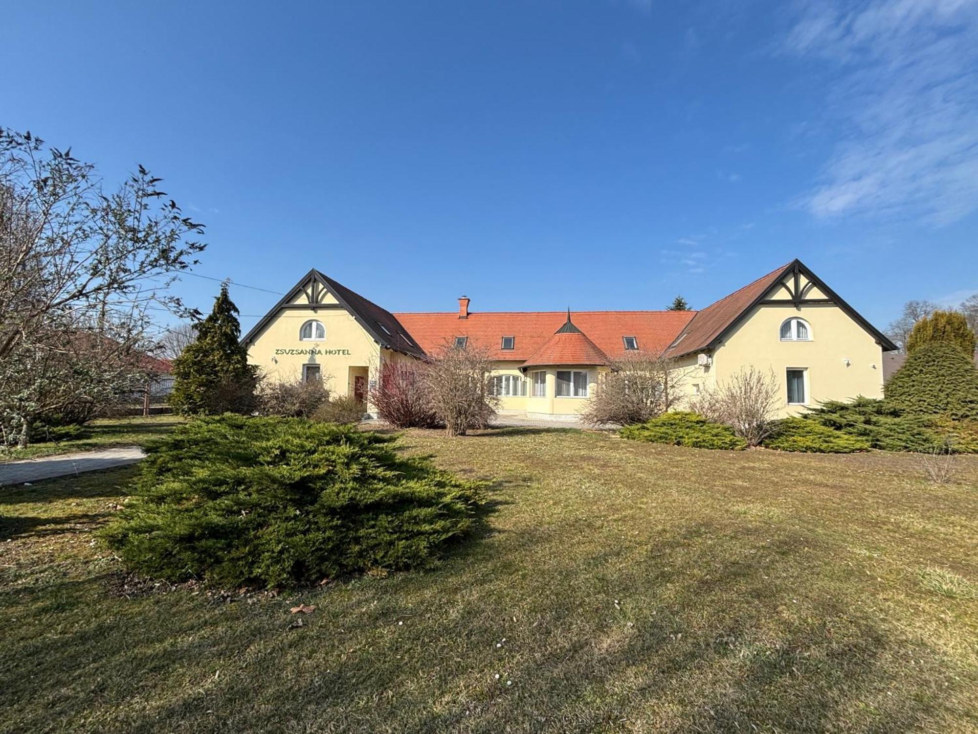 Festetich Kastelyszallo Es Zsuzsanna Hotel Szeleste Екстериор снимка