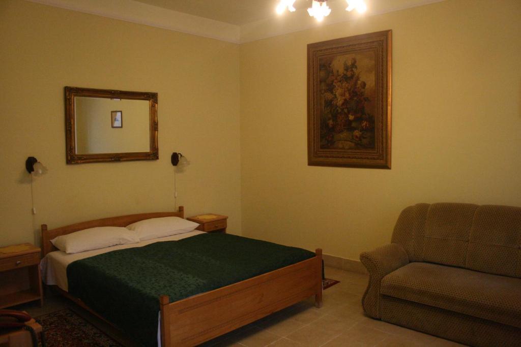 Festetich Kastelyszallo Es Zsuzsanna Hotel Szeleste Стая снимка