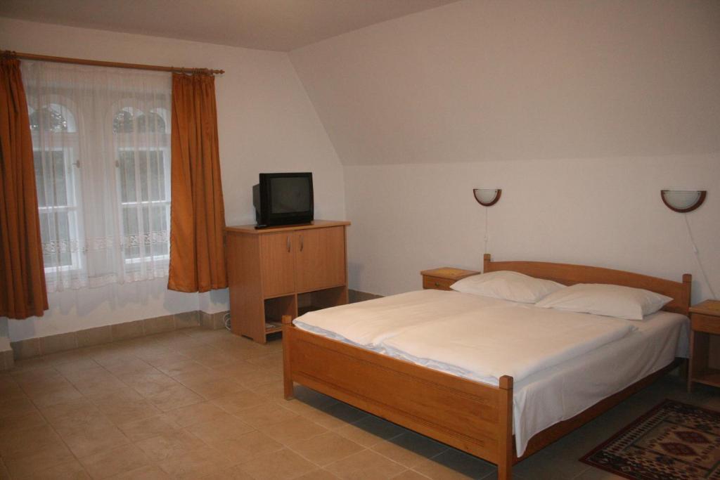 Festetich Kastelyszallo Es Zsuzsanna Hotel Szeleste Стая снимка