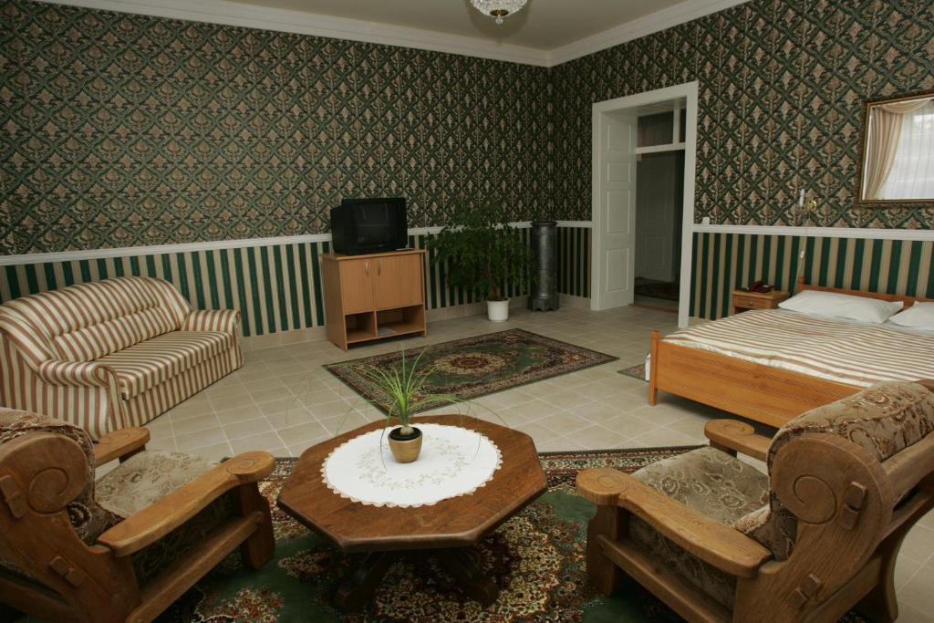 Festetich Kastelyszallo Es Zsuzsanna Hotel Szeleste Стая снимка
