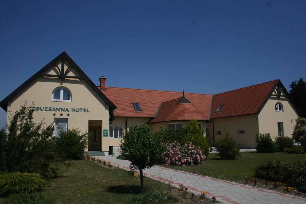 Festetich Kastelyszallo Es Zsuzsanna Hotel Szeleste Екстериор снимка